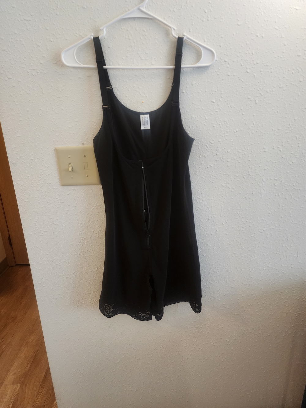 NWOT Black Shapewear & Butt Lifter with Front Zipper & Hook Eye Closures